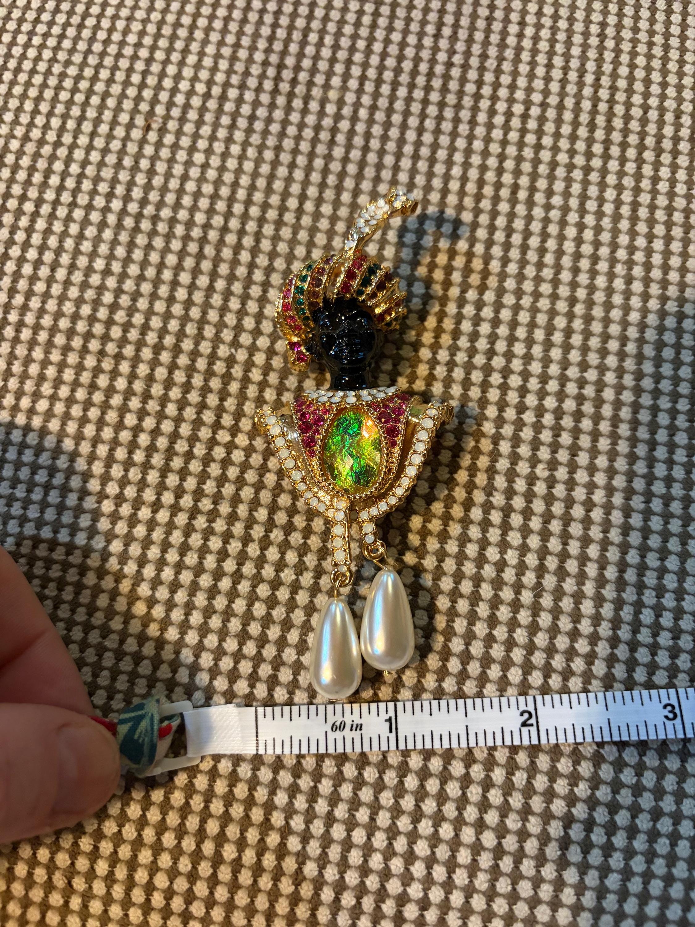 Rare Butler Wilson Brooch - Etsy