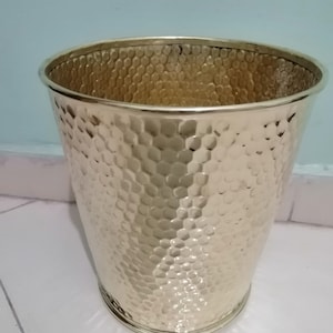 Cestino portaoggetti da bagno in ottone Cestino gettacarte martellato / WC decorativo Ottone - accessori da bagno