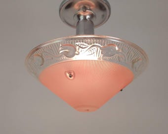 3-flammige lachsfarbene Art Deco Leuchte mit neuer Verkabelung