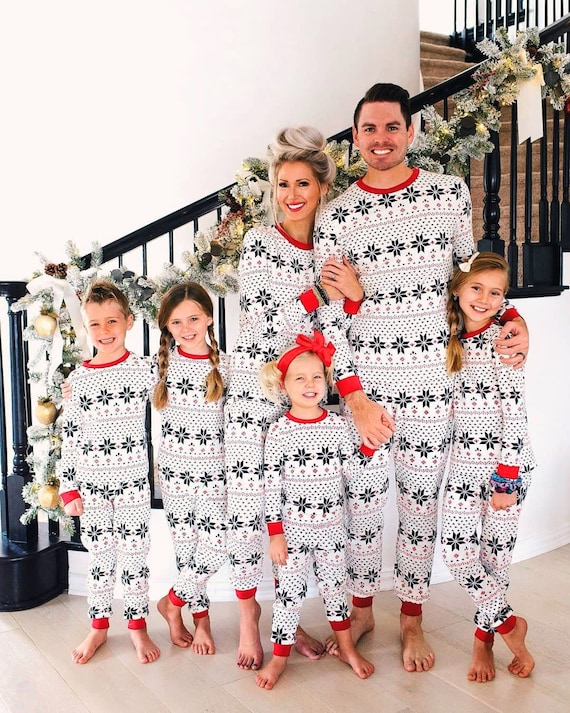 Family's Christmas Pajama Set Men's & Women's - Etsy