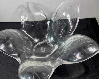 Lucite Flower Serving Bowl Large Dish Clear Acrylic Grainware Modern Vintage MCM