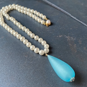 Brutalist Pendant Pearl Necklace - Mid Century Modern Jewelry with Frosted Blue Teardrop Accent