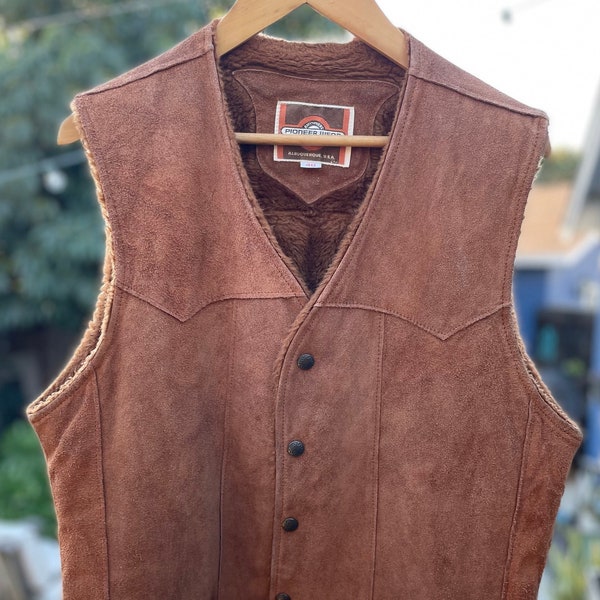 Genuine Leather Brown Outdoorsman Vest Pioneer Wear Brand Size 40