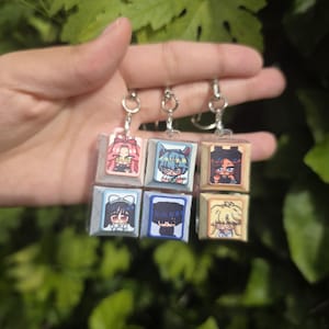 Alien Stage Keycap Keychains