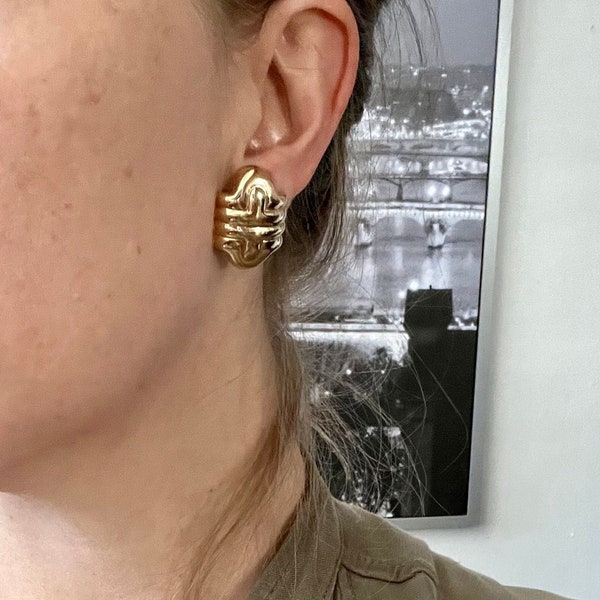 Vintage gold modernist earrings, clip on, 1980s