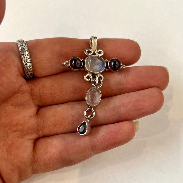 Vintage sterling silver and gemstone hanging pendant