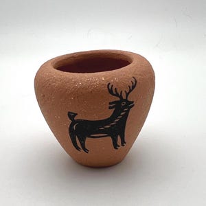 Vintage hand made micaceous deer pot, miniature pottery