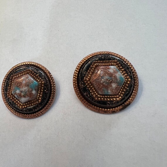 Vintage copper confetti lucite button earrings, c… - image 6