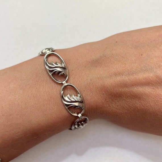 Beau sterling silver oval link bracelet, vintage … - image 1