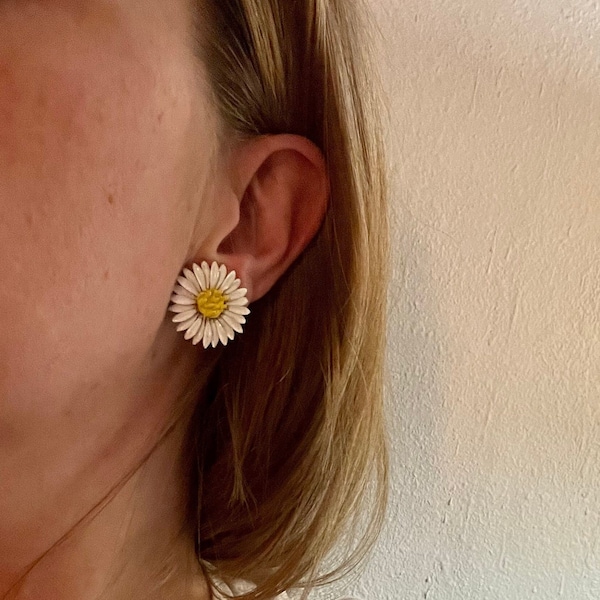 Vintage enamel white flower earrings, clip on, 1950s