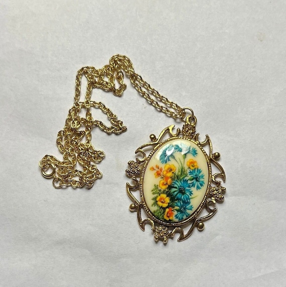 Vintage flower print oval cameo necklace, mid cen… - image 1