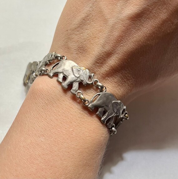 Elephant link bracelet deals
