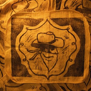 Rodeo Rag in Yellow / Linoleum Block Print / Handmade Western Art / Cowboy Bandana / Masculine Accessories / Quality Handmade Goods bild 3