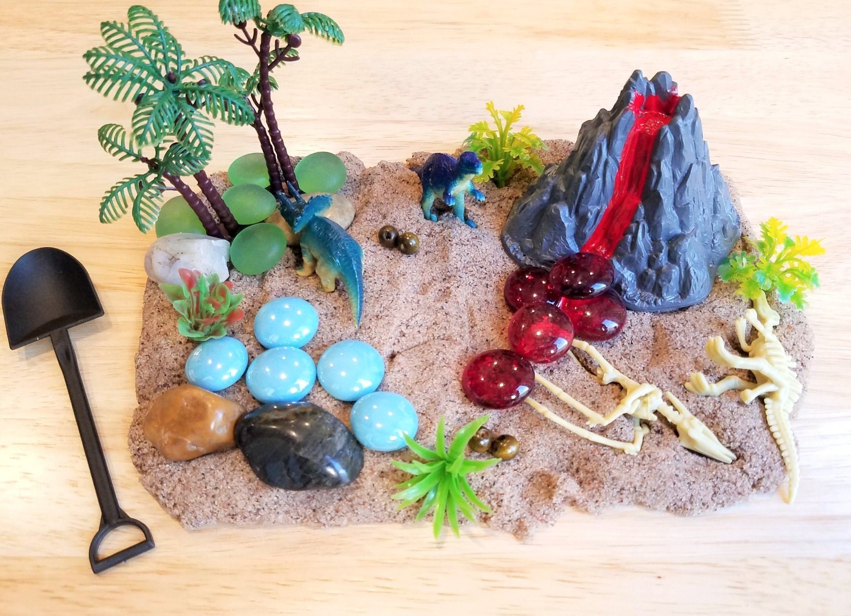 dinosaur kinetic sand kit