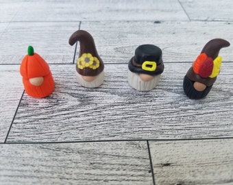 Miniatuur Thanksgiving-kabouter, mini handgemaakte polymeerklei-kabouters, pompoenkabouter, Indiase kabouter, pelgrimskabouter, decor Fairy Garden Gnome