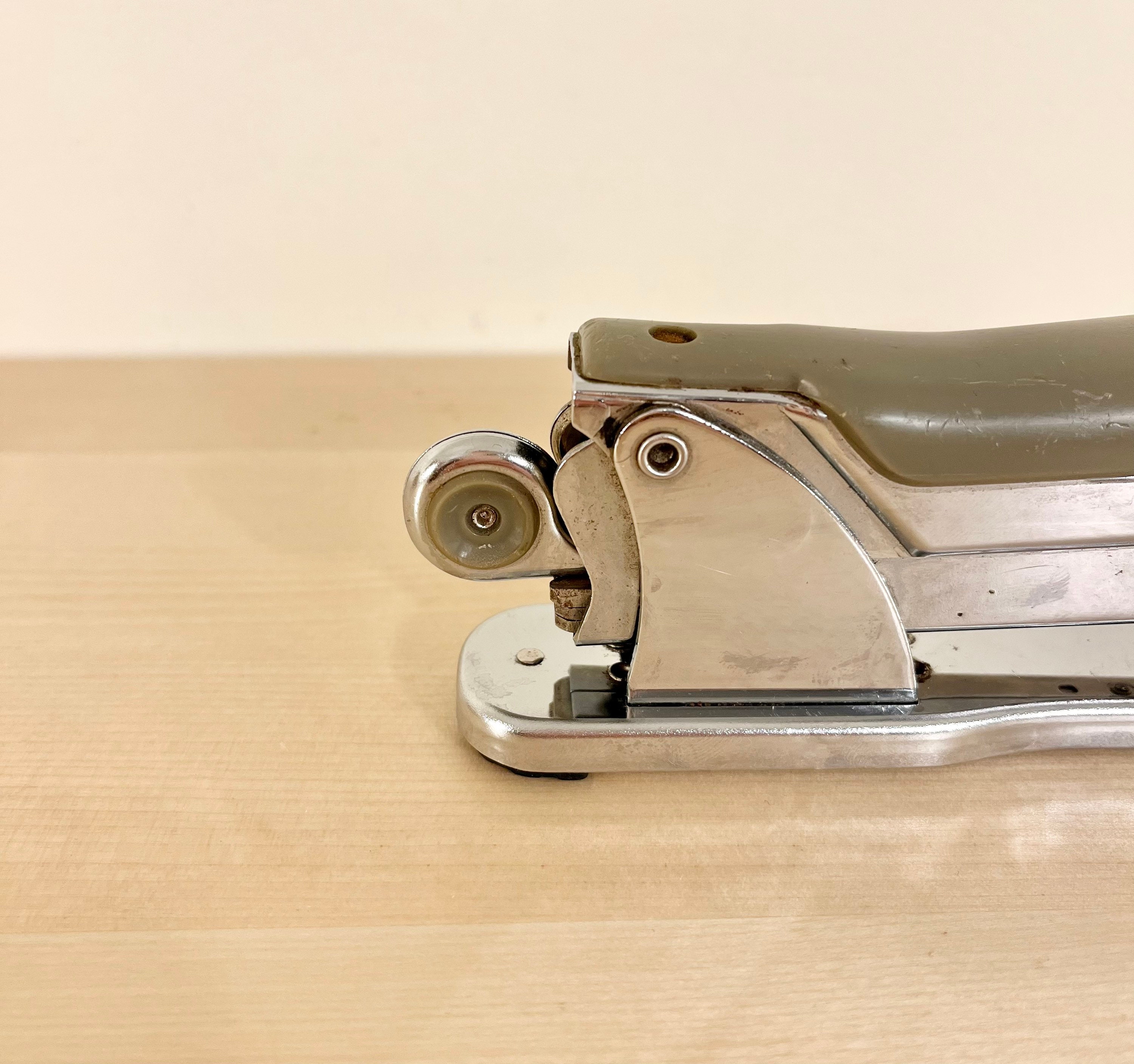 Vintage Ace Liner Stapler Avocado Green 1960s Working Stapler Etsy