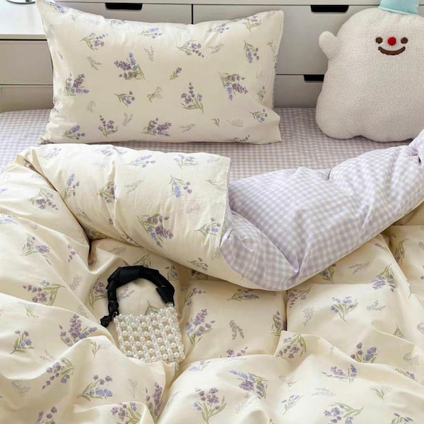 Aesthetic Purple Lavender Lilac Flowers Duvet Cover Set | Reversible Gingham Check Dorm Bedding | Full Queen King Comforter Quilt Bed Cover