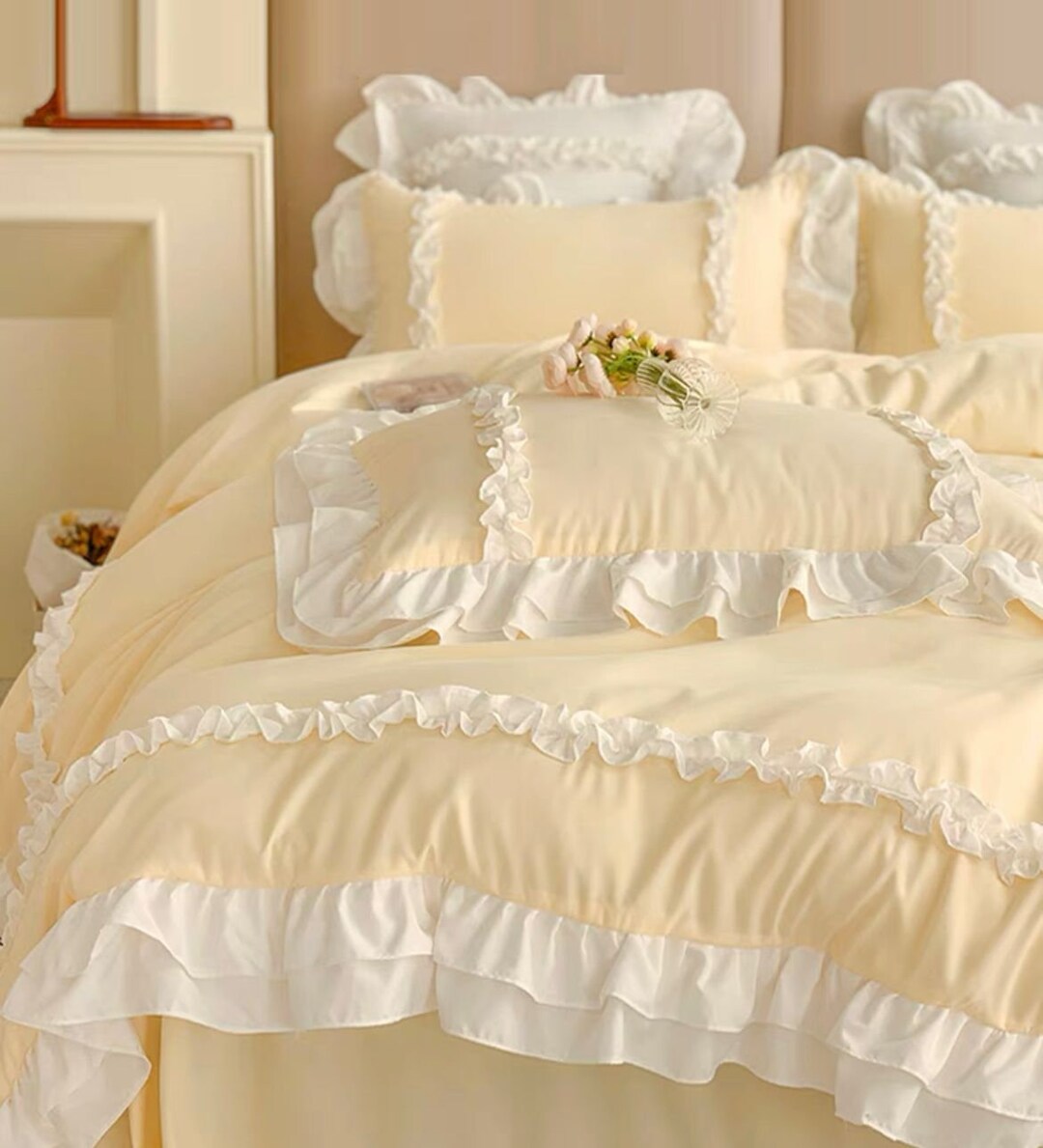 Ensemble de housse de couette en coton à volants jaune pour bébé