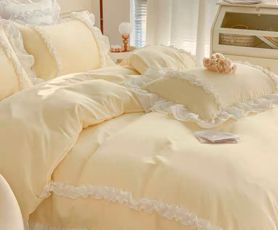 Ensemble de housse de couette en coton à volants jaune pour bébé