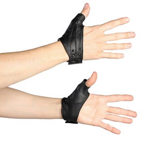 LEATHER GRIP GLOVES - Black Leather Cropped Fingerless Gloves, Fashion Gloves, Fire Safe Gloves, Cropped Gloves, Cosplay Gloves, Goth Gloves