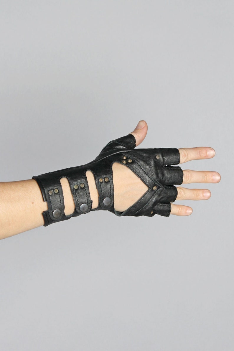 LEATHER MINARET GLOVES Super Soft Black Goat Leather Fingerless Gloves, Driving Glove with snaps, Fire Safe Gloves, Festival Gloves, Goth image 4