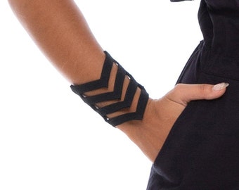 CHEVRON CAGE CUFF - Pair of Black Canvas Cuff Bracelets With Snaps, Festival Fashion, Wrist Accessory,  Fire Safe, Cyberpunk,  Vegan Cuff