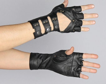 LEATHER MINARET GLOVES - Super Soft Black Goat Leather Fingerless Gloves, Driving Glove with snaps, Fire Safe Gloves, Festival Gloves, Goth