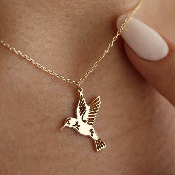 18K Gold Mockingjay Necklace,Elegant Bird Necklace,Bird Jewelry,Statement Pendant, Bird Necklace,The Hunger Games Mockingjay Necklace,