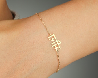 Hindi Name Bracelet, Indian Jewelry Gift, Sanskrit Name Bracelet, Minimalist Bracelet, Hindi Gifts, Bracelet for Women,Christmas gift,