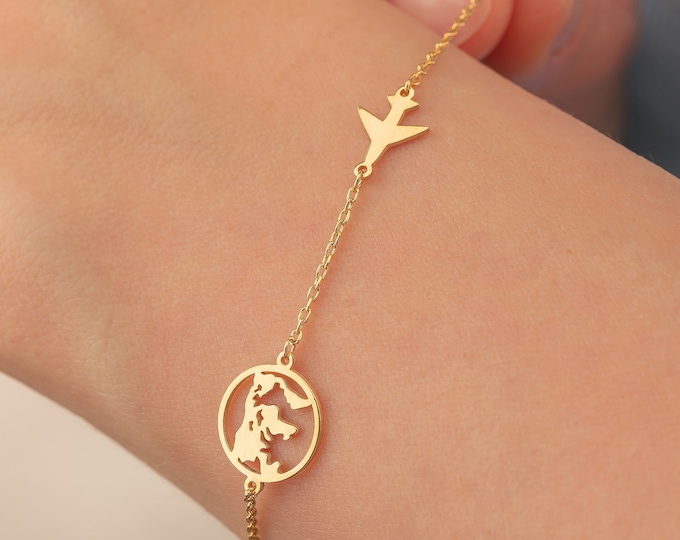 18K Gold Earth and Airplane Bracelet, Birthday Gift, Kids Bracelet, Earth Bracelet, Travel Bracelet, Traveler Jewelry, Graduation Gift