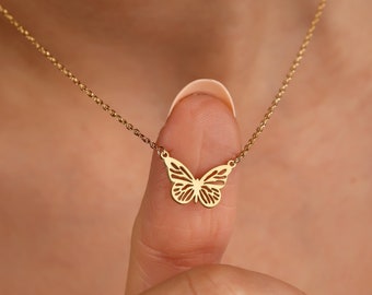 Collier papillon délicat, collier papillon en or 18 carats, collier papillon minimaliste, le meilleur cadeau pour une mère, cadeau de Noël, cadeau de demoiselle d'honneur