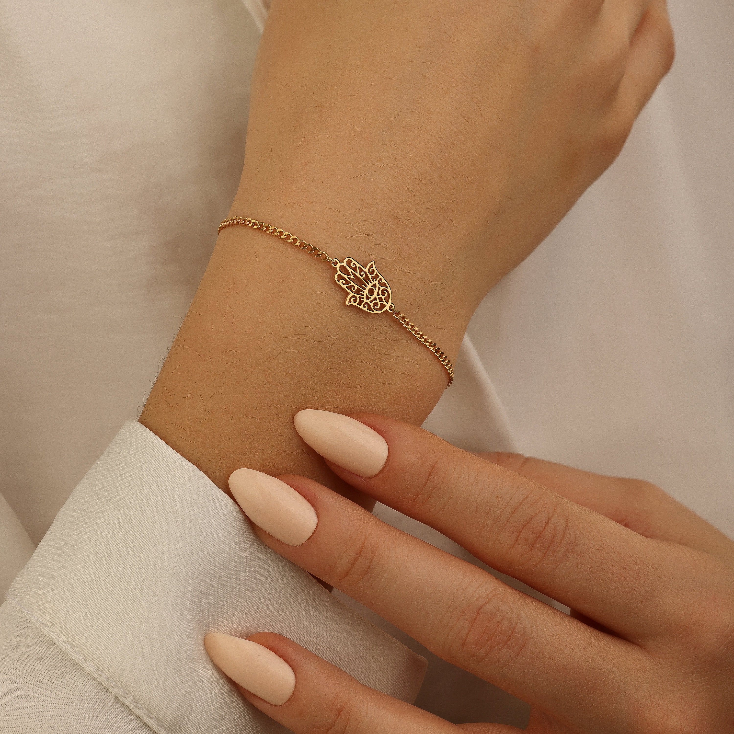 18k Gold Hand Of God Bracelet,Custom Hamsa Bracelet,Jewish Jewelry,Protection Bracelet,Religious Bracelet,Judaica Bracelet, Gift For Jewish