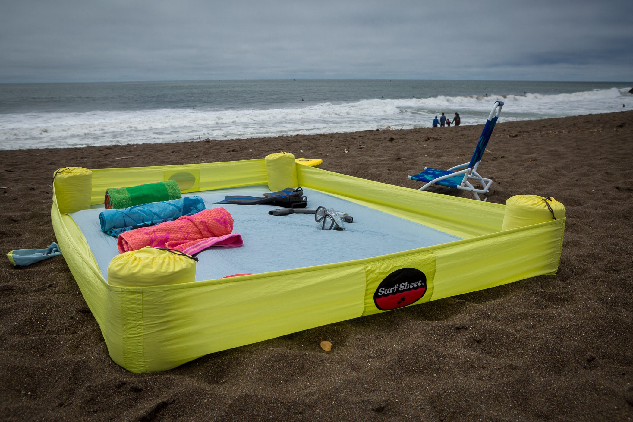 Surf Sheet Sandfree Beach Blanket Uses Upright Sides To, 41 OFF