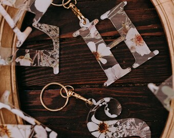 floral letter keychain, custom initial keychain, floral pattern keychain, keychain, keychains, custom keychain, floral keychain