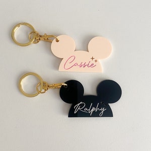 Mickey Mouse keychain, custom name keychain, Disneyland keychain, Disney keychain, custom keychain, Mickey Mouse, mini mouse, Disney decor