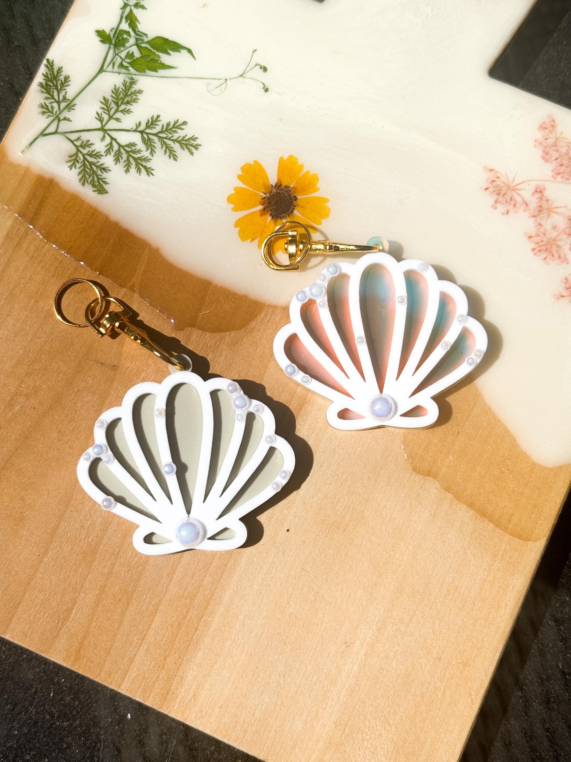 Shell Keychians Shell Keychain, Sea Shell, Mermaid, Ocean, Mermaid Party, Amalfi Coast ...