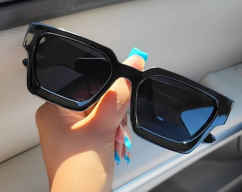 Modern Spectator Sunglasses | Black | Square | Unisex