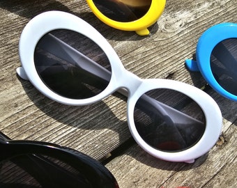 Kurt cobain sunglasses supreme hot sale