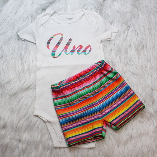 Serape Boy Shorts, Couronne d'anniversaire Serape, Ma première chemise d'anniversaire Fiesta Boy, Uno Dos Boy Mexique anniversaire sur le thème pour pantalons et shorts garçon