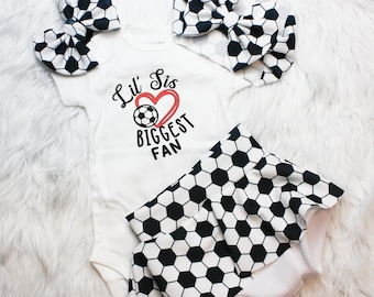 Soccer Skirted Bummy and Bow. Football Bummies, Soccer Bows and Head Wraps, Personalized baby shirt, Sported Baby Clothes