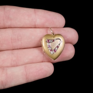 Victorian Lyre Locket