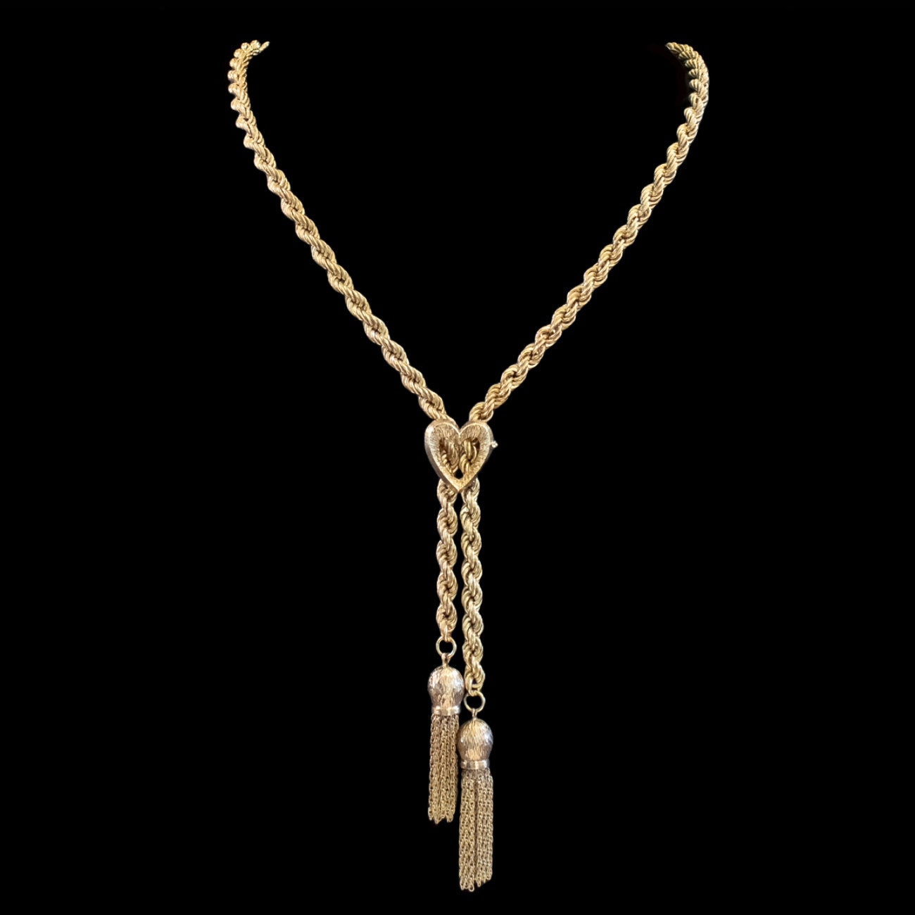 ★VINTAGE HOLLYWOOD★ Heart Long Chain Necklace Vintage Necklace Wood Carved Heart Long Chain Handcrafted
