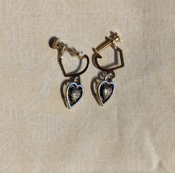 Adorable Vintage (1950's) clip on Dangling Hearts… - image 2