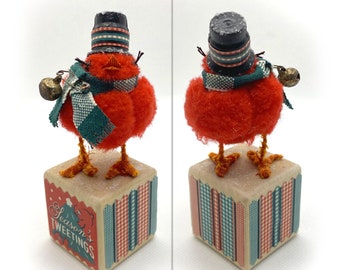 Christmas Pom Pom Chick, Christmas Figurine, Christmas Bird, Pom Pom Chick Shelf Sitter, Holiday Decor, Holiday Gift