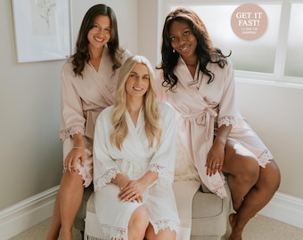 Personalised Floral Wreath Bridal Robe Set Satin & Lace Wedding Robes Bride and Bridesmaids Botanical Design Blush