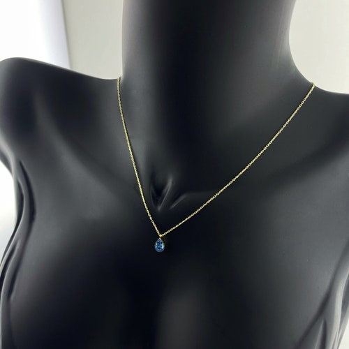 14K Gold Green Tiny Tear Shape Necklace, 14K Solid Gold Silver Color Drop Necklace, Emerald shops Green Drop Necklace, Mother's Day Gift