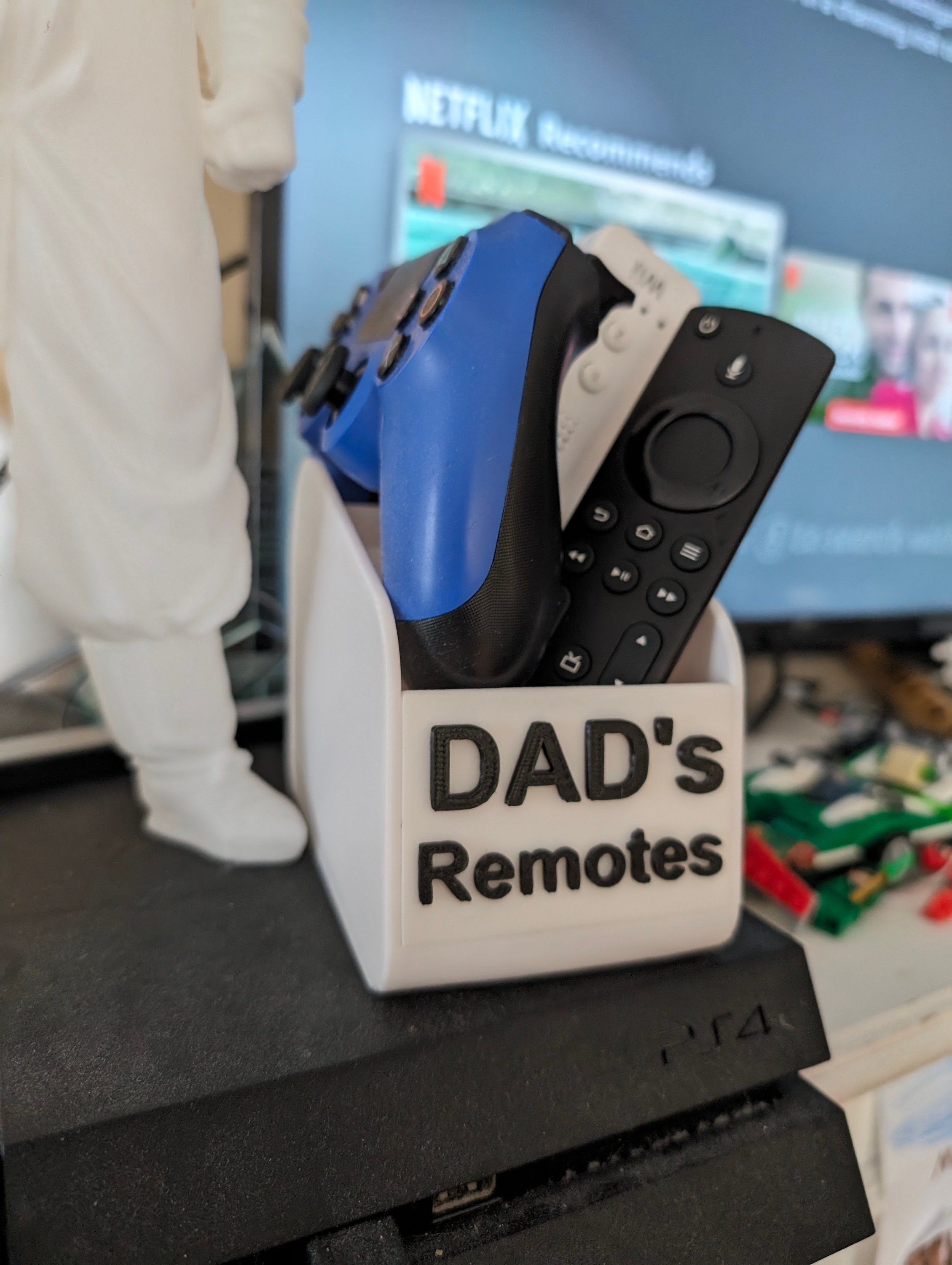 Dad&#39;s Ultimate Remote Caddy / Holder - Personalized 3D Printed Organizer for the TV King!