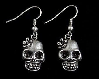 Skull Earrings, Drop Skull Earrings, Funny Skull Earrings, Skull Jewelry, Boho Earrings, Gothic Earrings, Satanic Earrings, EB100