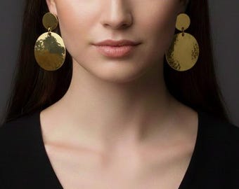 Gold Disc Earrings, Circle Earrings, Large Disc Earrings, Gold Round Dangle Earring, Statement Earrings, unique Gift, Christmas Gifts, Gifts