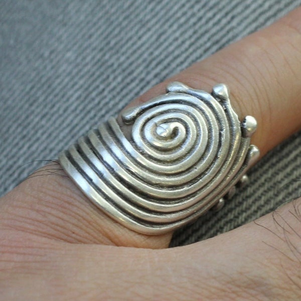 Bague spirale argentée, bague Art déco, bague chunky, bague de pouce, bague Boho, bague spirale réglable, bague celtique, bague celtique réglable, RB451